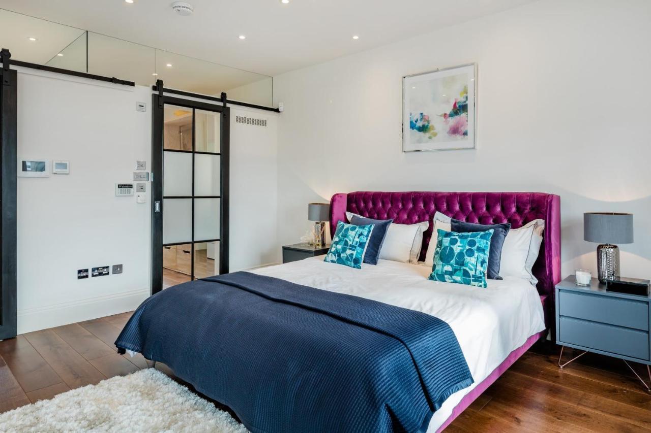 Superb 3 Bed/bath Luxury + Ibiza Roof Terrace Appartement Londres